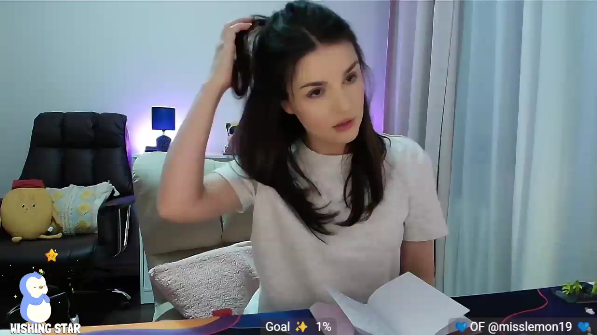 Gallery image thumbnail from MissLemonOG's myfreecams stream on, 08/15/2026, 20:25 image 4 of 20