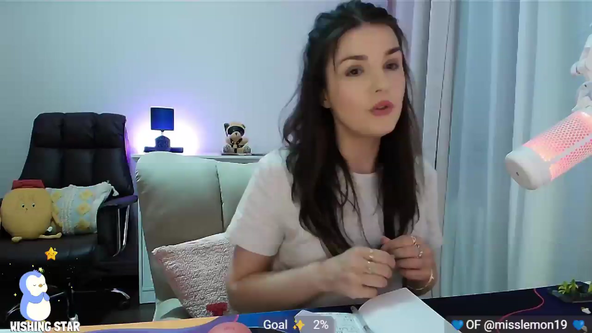 Gallery image thumbnail from MissLemonOG's myfreecams stream on, 08/15/2026, 20:25 image 9 of 20