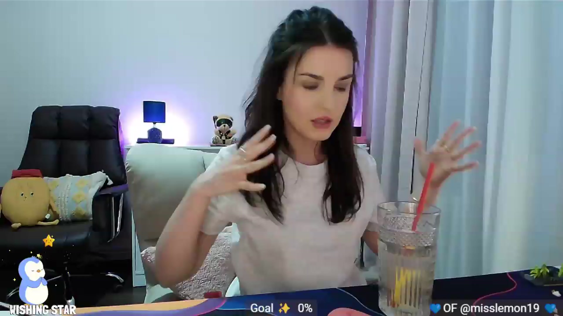 Gallery image thumbnail from MissLemonOG's myfreecams stream on, 08/15/2026, 20:25 image 2 of 20