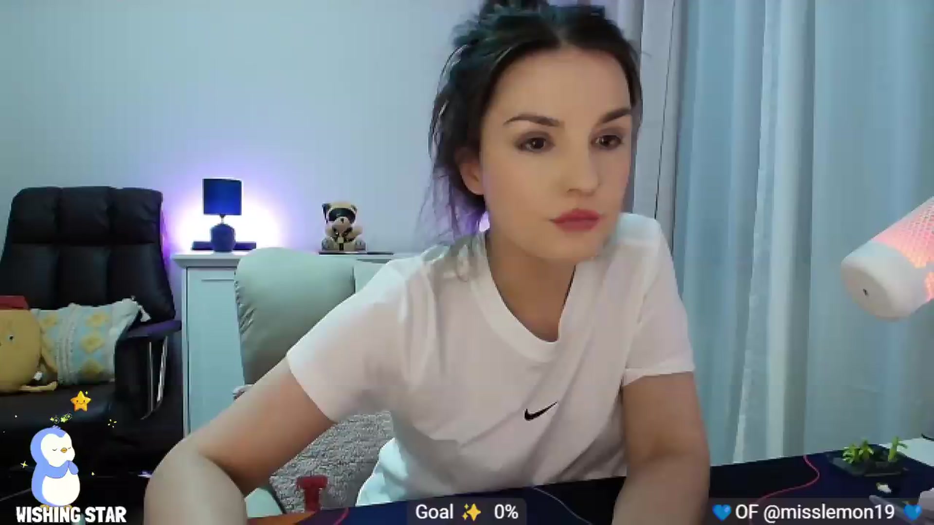Gallery image thumbnail from MissLemonOG's myfreecams stream on, 08/16/2026, 16:33 image 11 of 20
