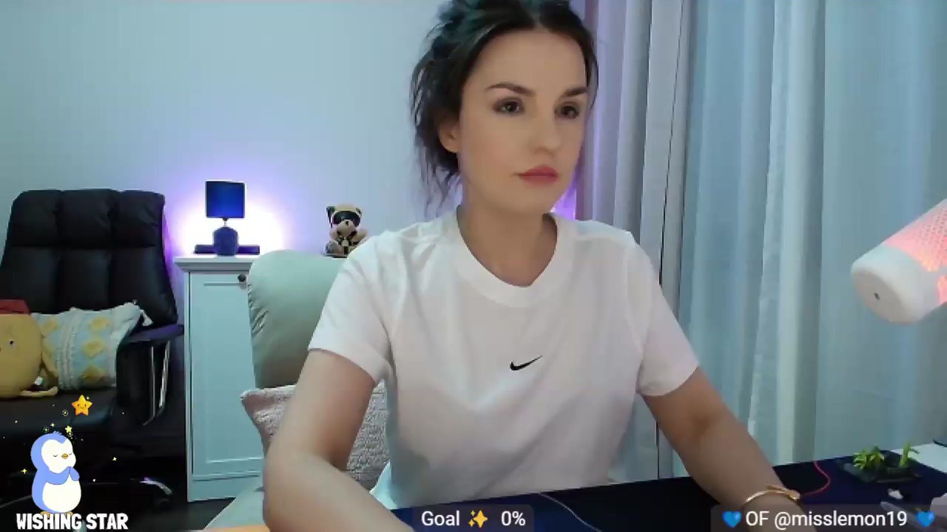Gallery image thumbnail from MissLemonOG's myfreecams stream on, 08/16/2026, 16:33 image 15 of 20