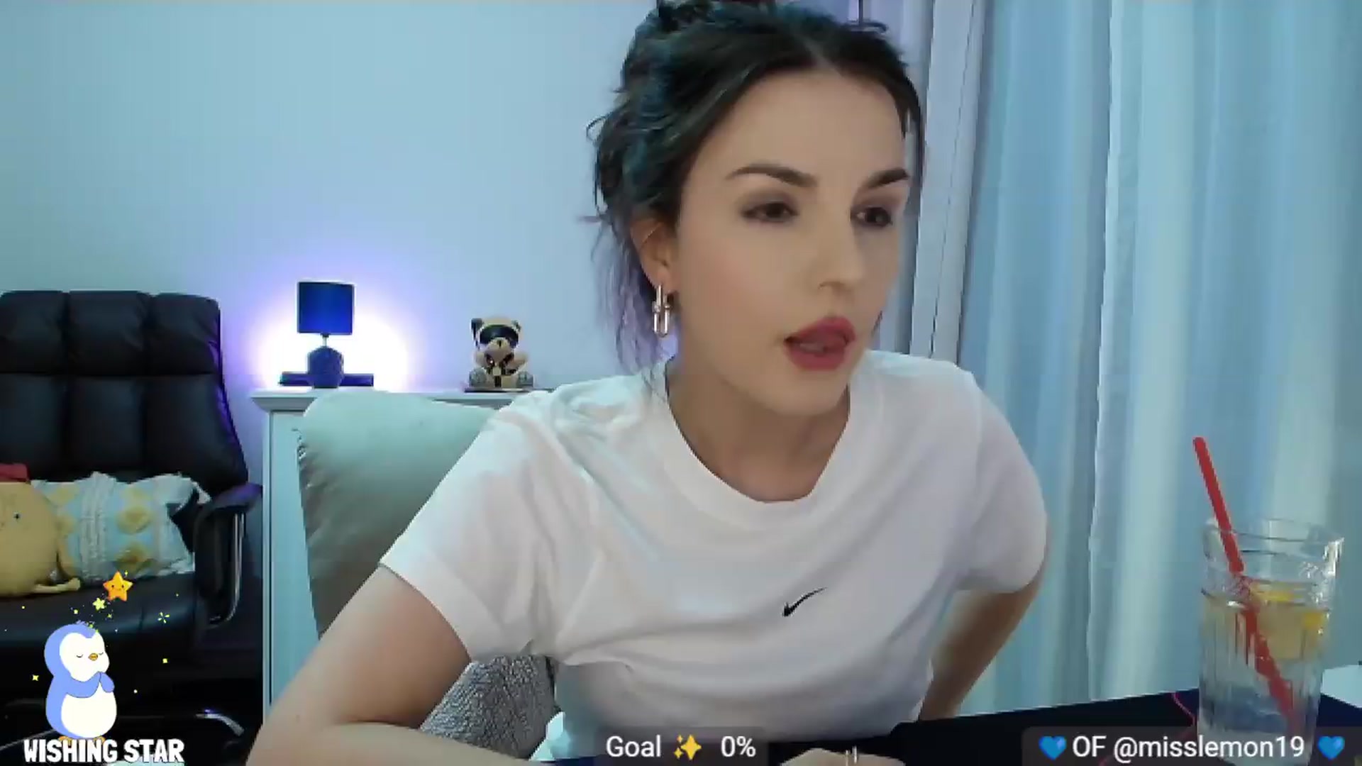 Gallery image thumbnail from MissLemonOG's myfreecams stream on, 08/23/2026, 07:15 image 14 of 20