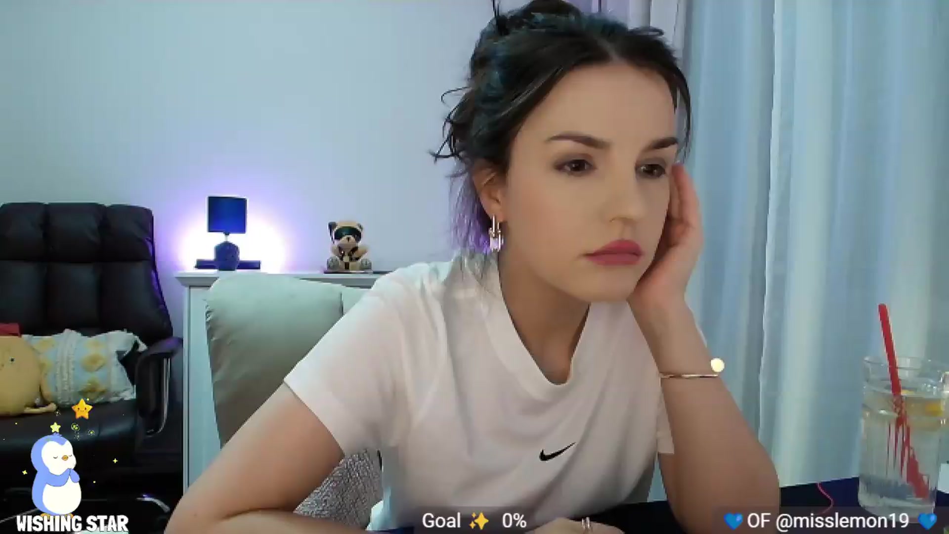 Gallery image thumbnail from MissLemonOG's myfreecams stream on, 08/23/2026, 07:15 image 13 of 20
