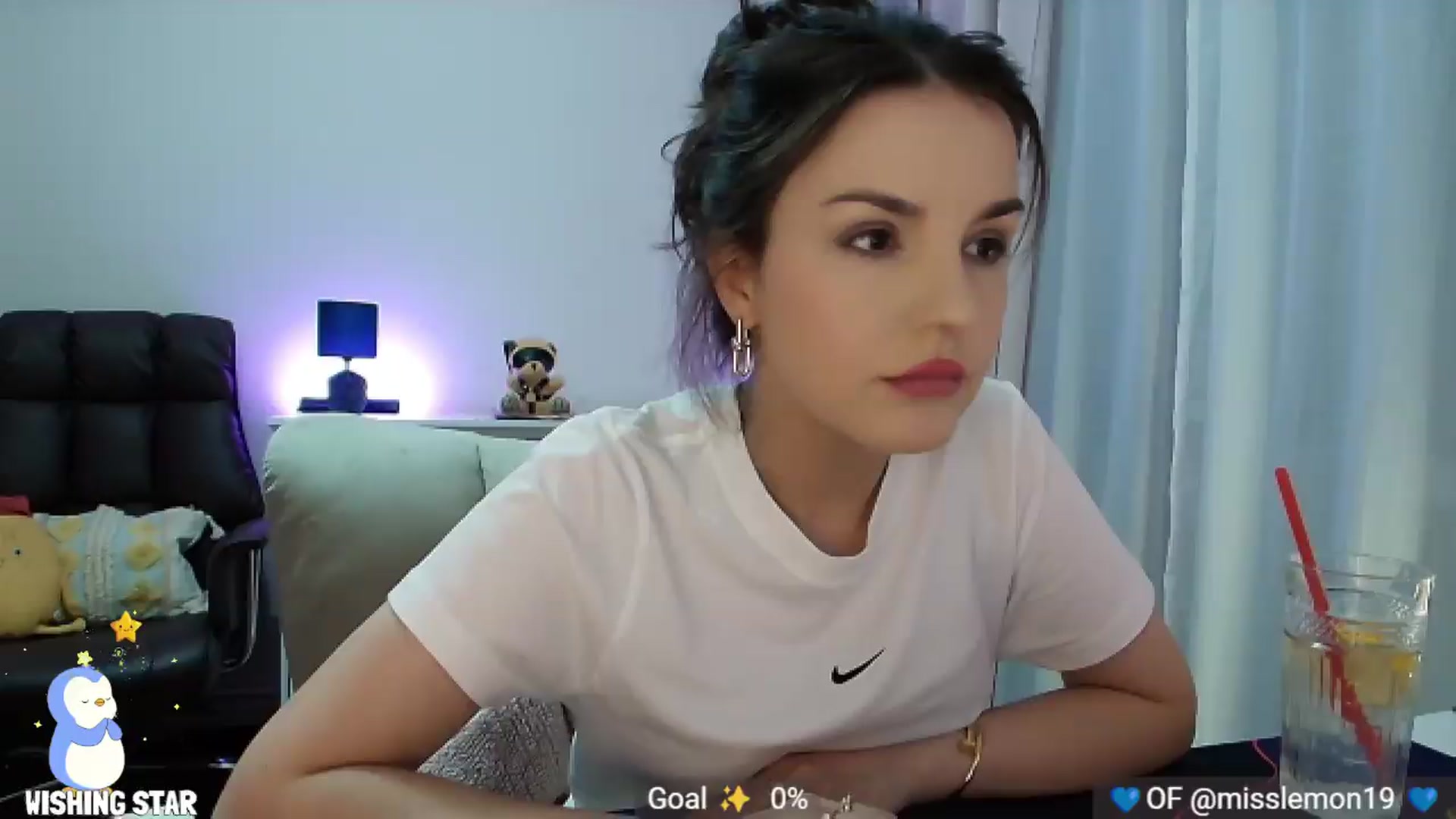 Gallery image thumbnail from MissLemonOG's myfreecams stream on, 08/23/2026, 07:15 image 16 of 20