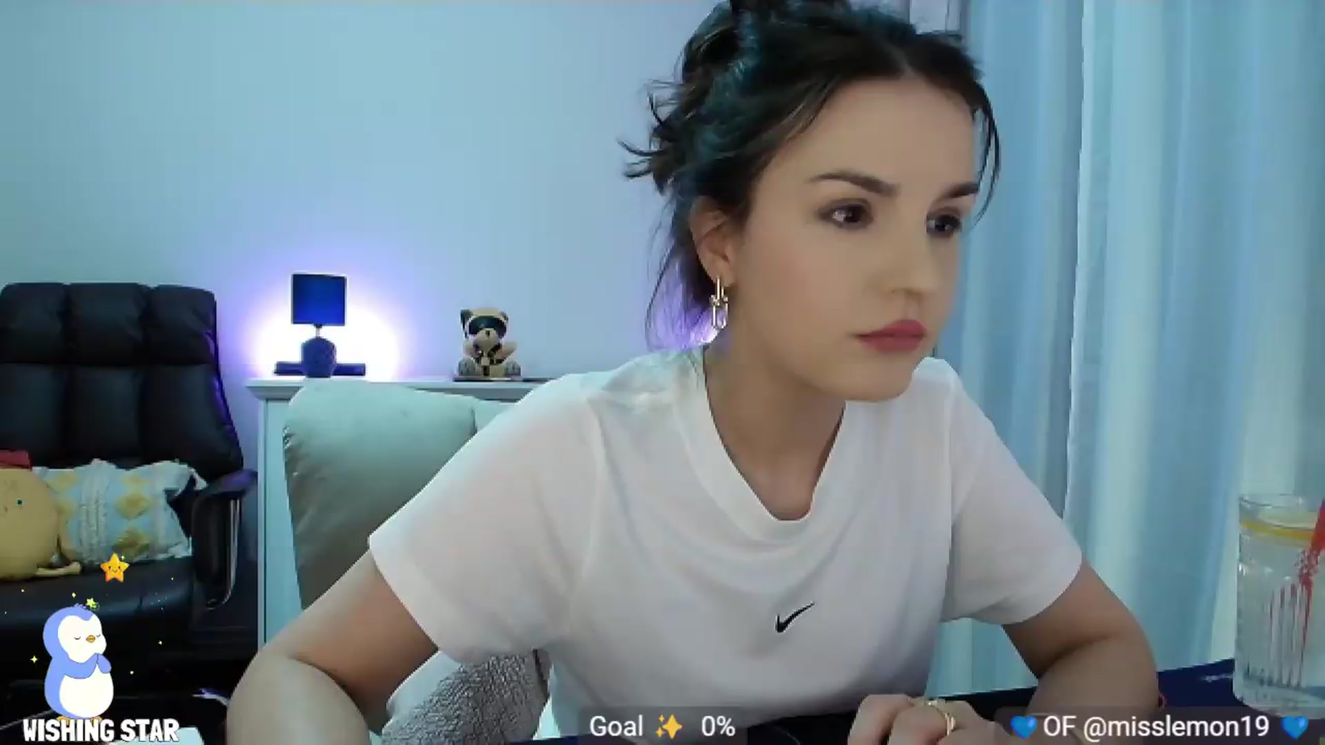 Gallery image thumbnail from MissLemonOG's myfreecams stream on, 08/23/2026, 07:15 image 6 of 20