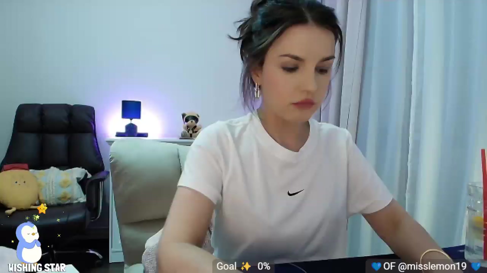 Gallery image thumbnail from MissLemonOG's myfreecams stream on, 08/23/2026, 09:07 image 2 of 20