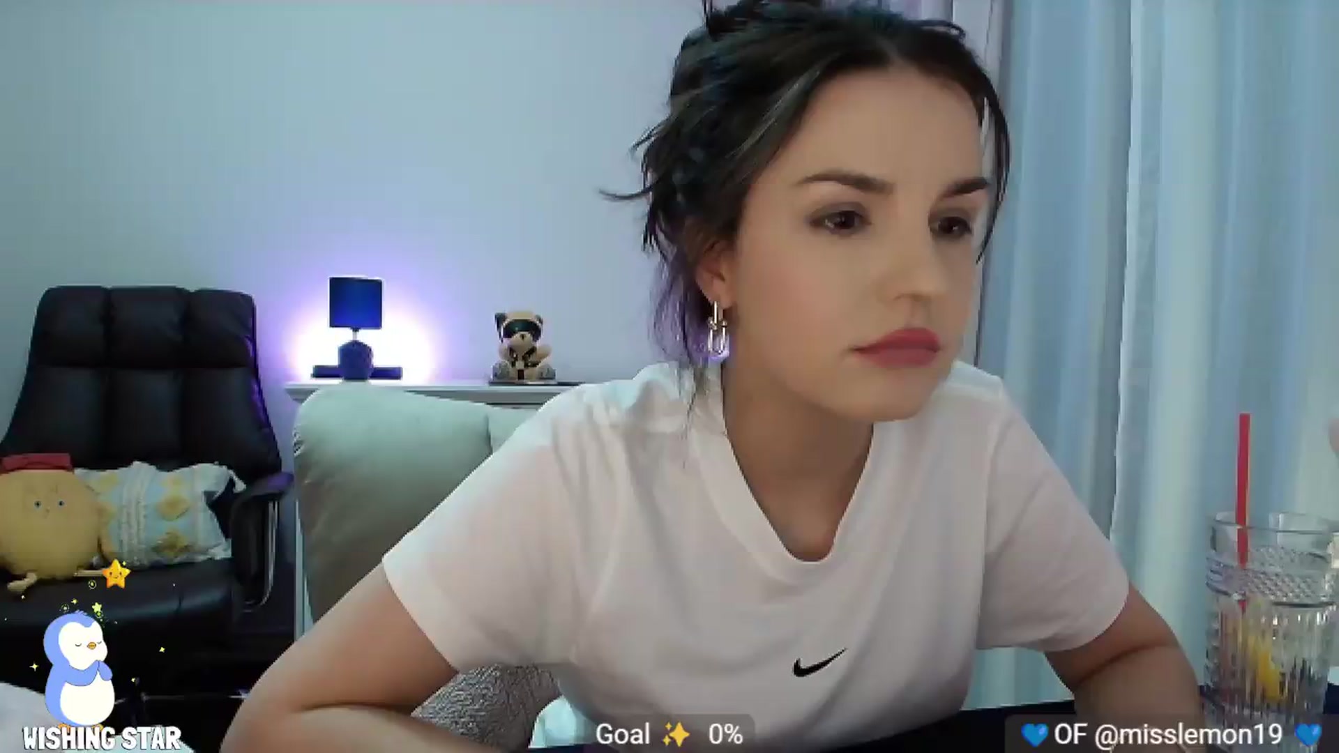 Gallery image thumbnail from MissLemonOG's myfreecams stream on, 08/23/2026, 09:07 image 19 of 20