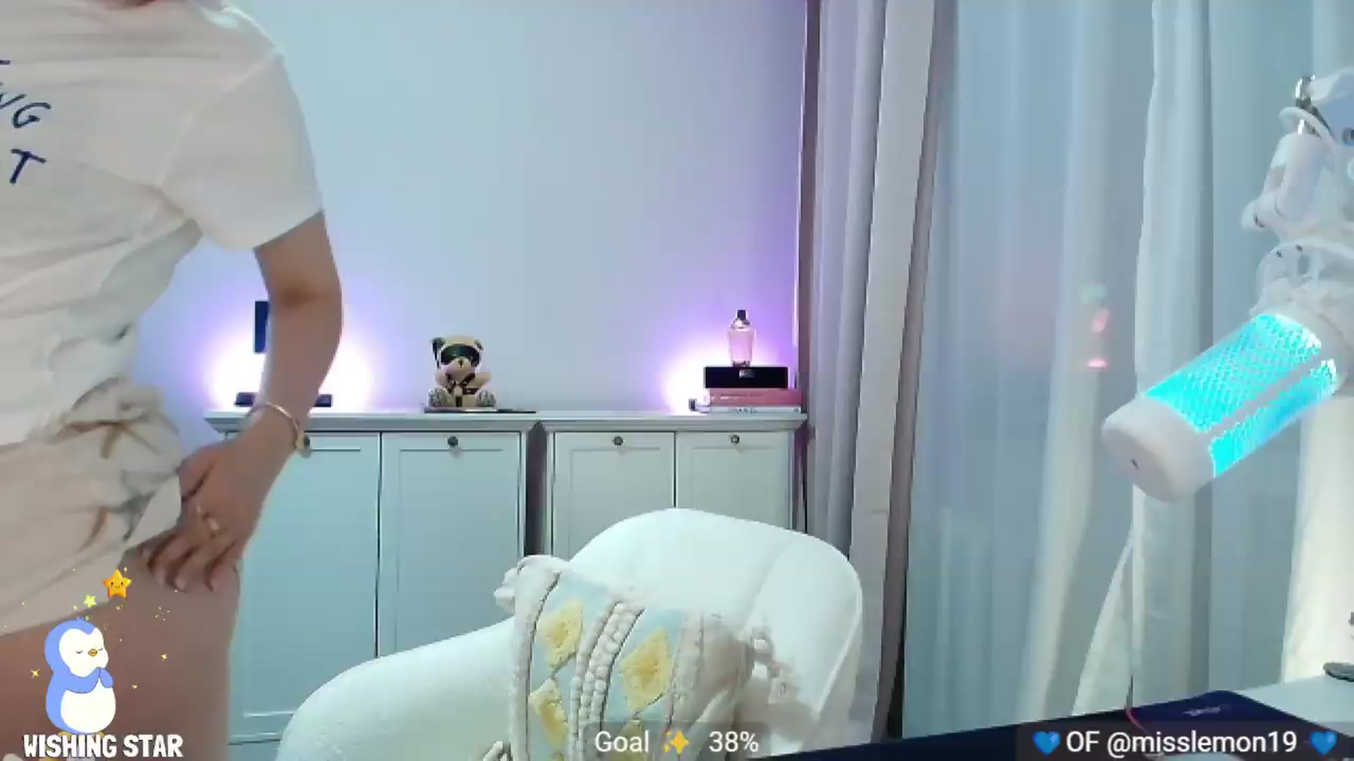Gallery image thumbnail from MissLemonOG's myfreecams stream on, 09/12/2026, 19:24 image 6 of 20