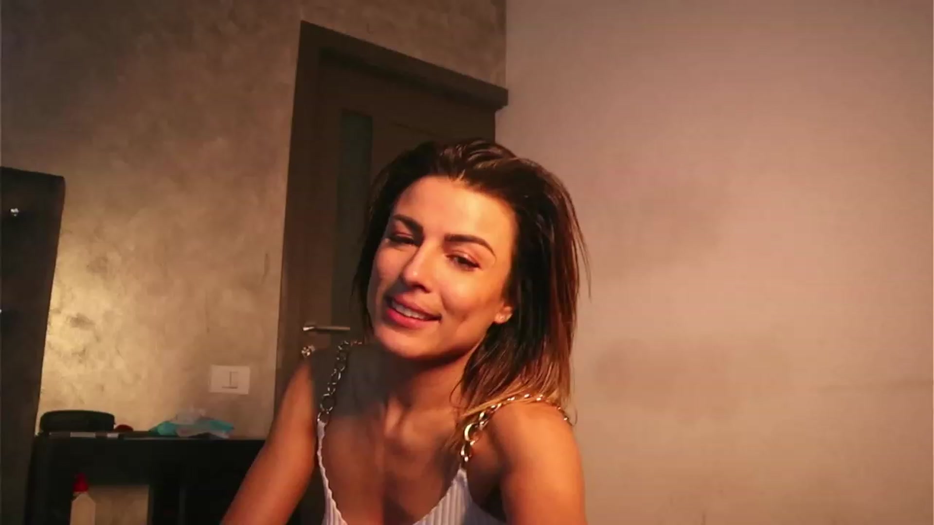Gallery image thumbnail from MissLullu's myfreecams stream on, 11/22/2023, 14:57 image 20 of 20