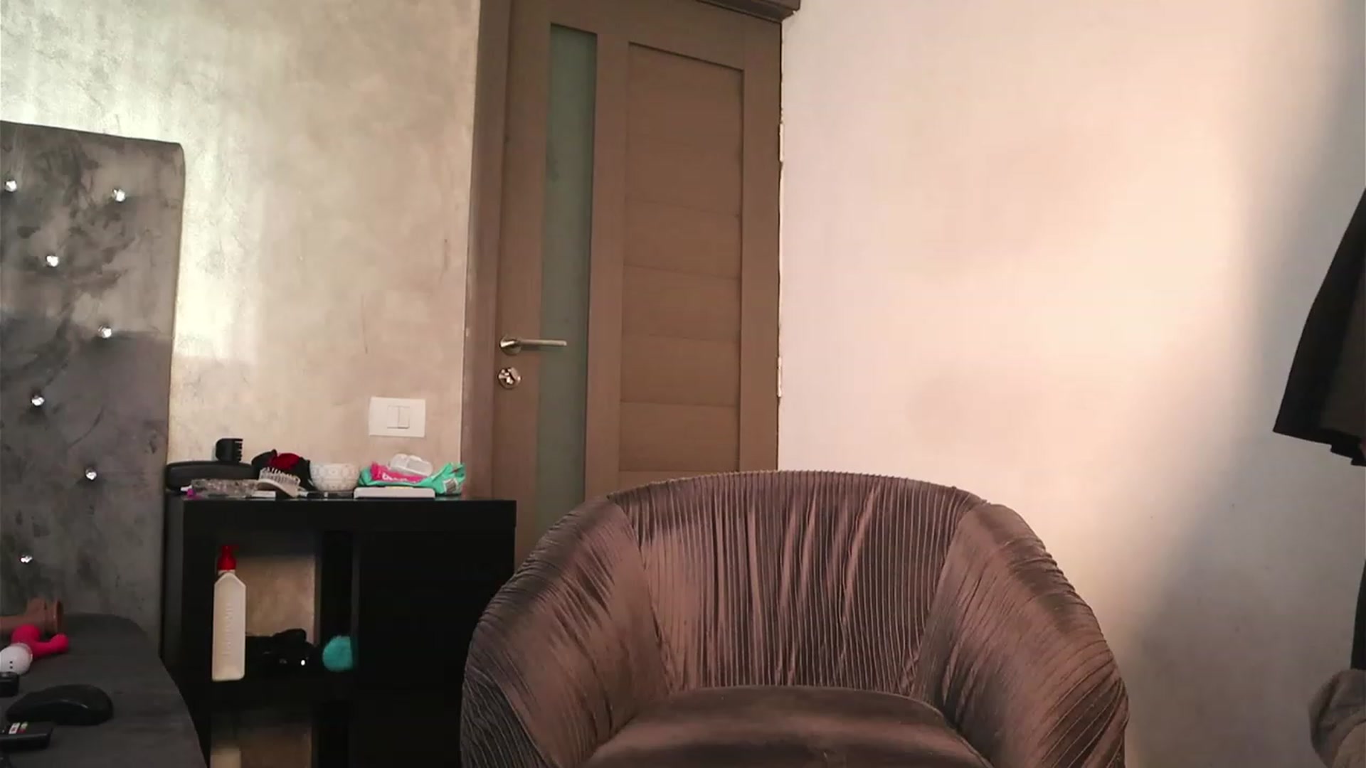 Gallery image thumbnail from MissLullu's myfreecams stream on, 12/24/2023, 07:19 image 17 of 20