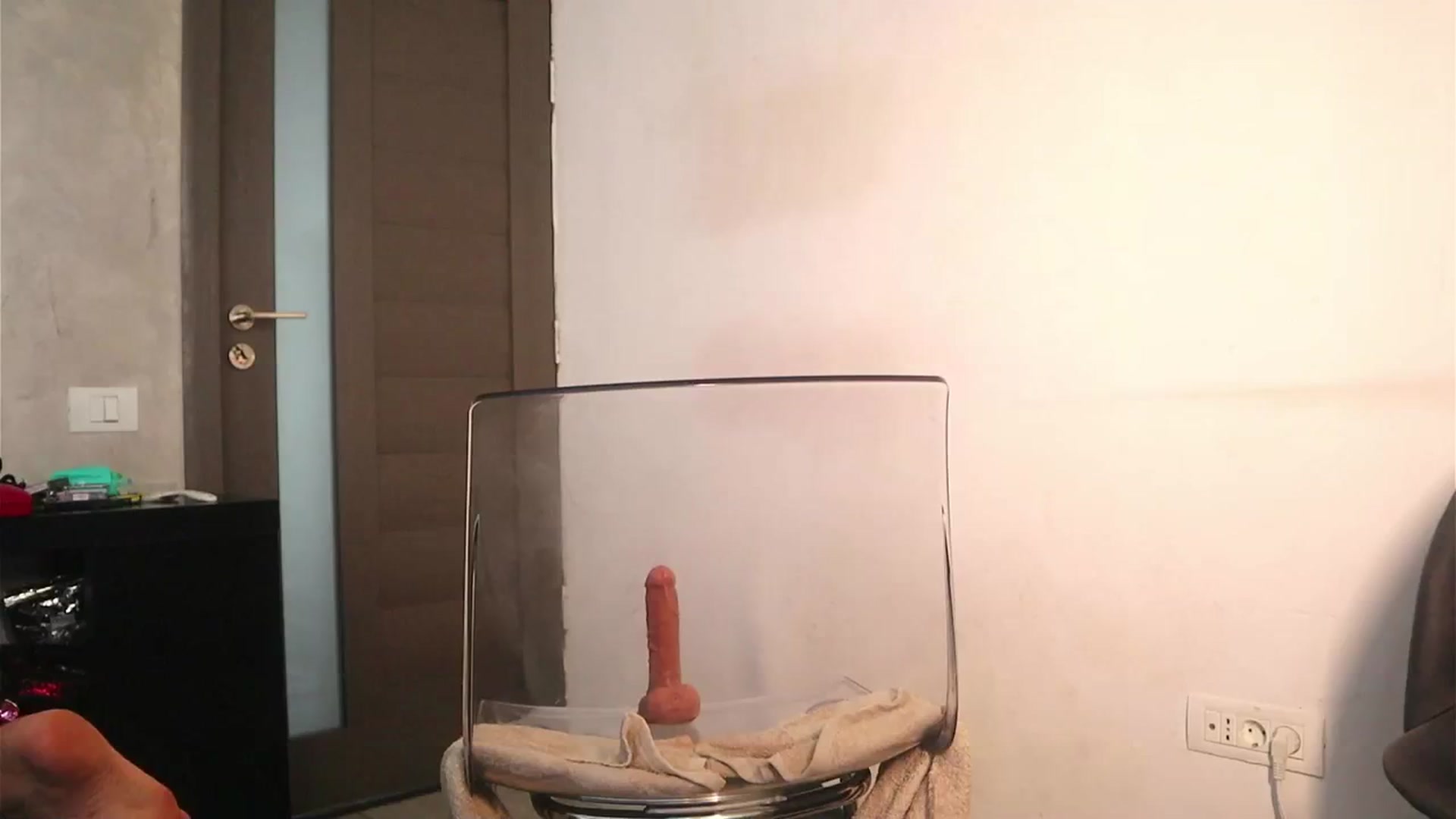 Gallery image thumbnail from MissLullu's myfreecams stream on, 02/10/2024, 09:49 image 16 of 20
