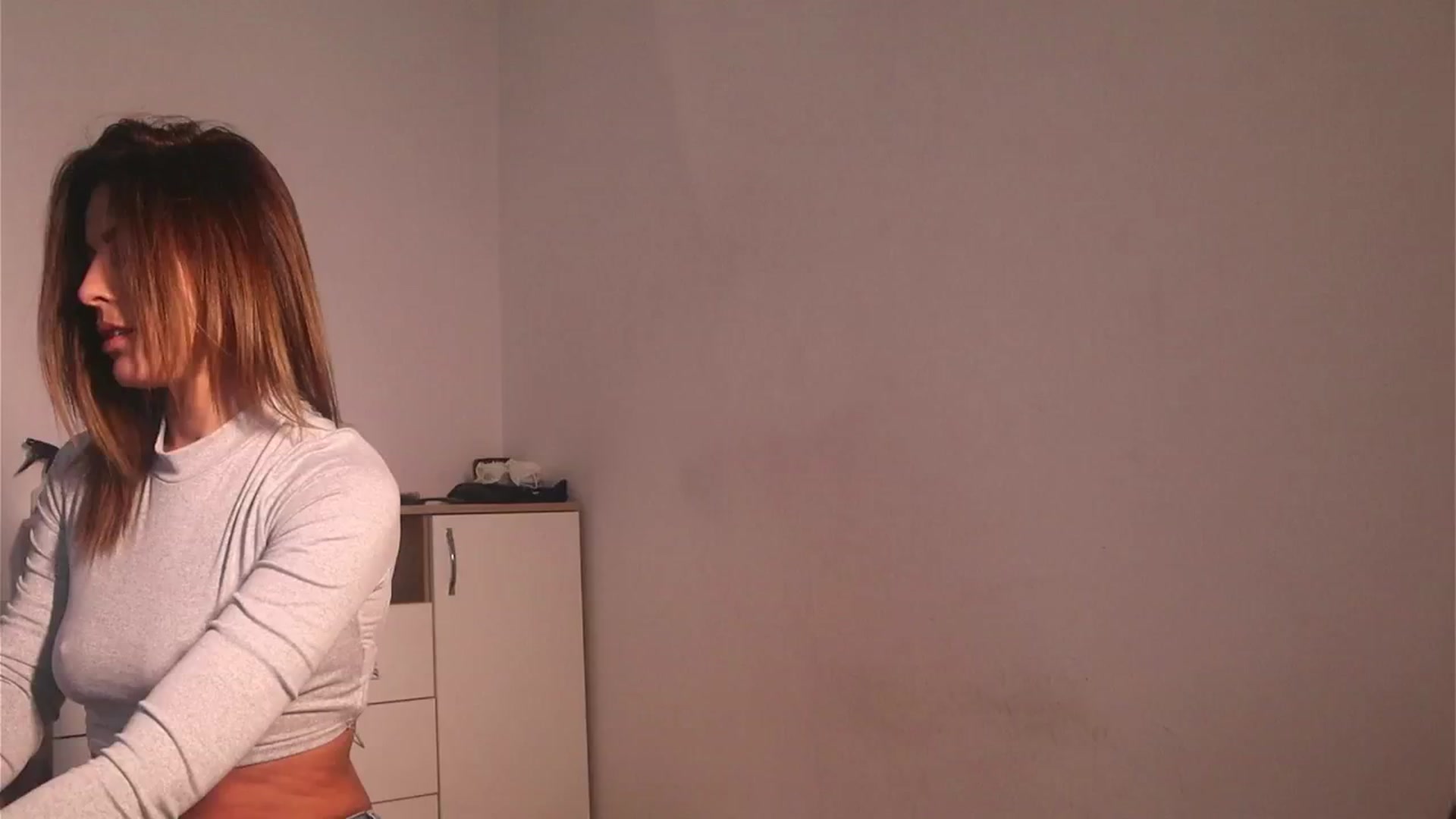 Gallery image thumbnail from MissLullu's myfreecams stream on, 05/27/2024, 08:15 image 2 of 20
