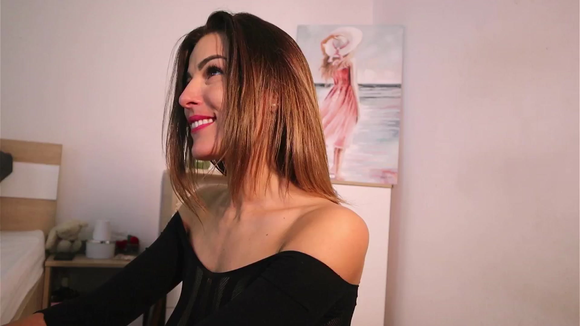 Gallery image thumbnail from MissLullu's myfreecams stream on, 08/23/2024, 09:32 image 17 of 20