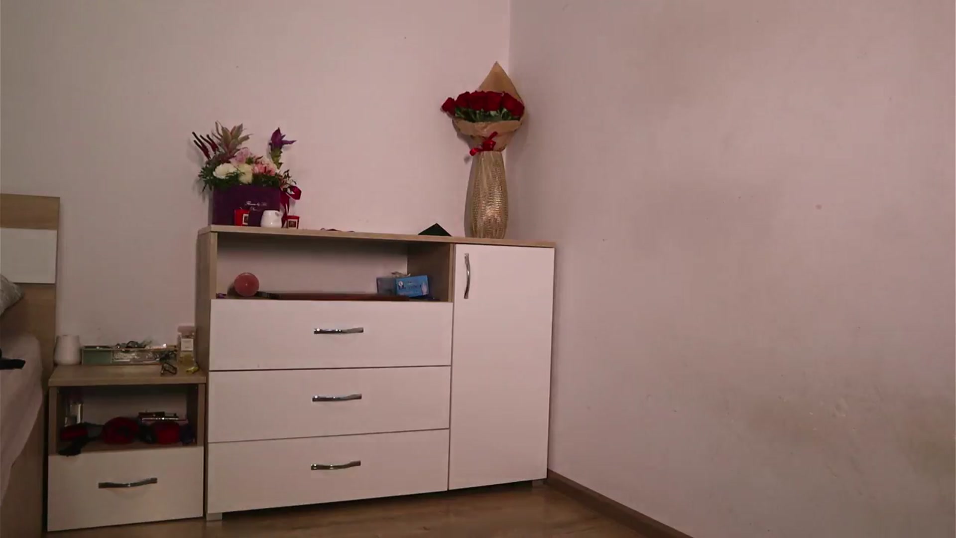 Gallery image thumbnail from MissLullu's myfreecams stream on, 09/21/2024, 13:48 image 12 of 20