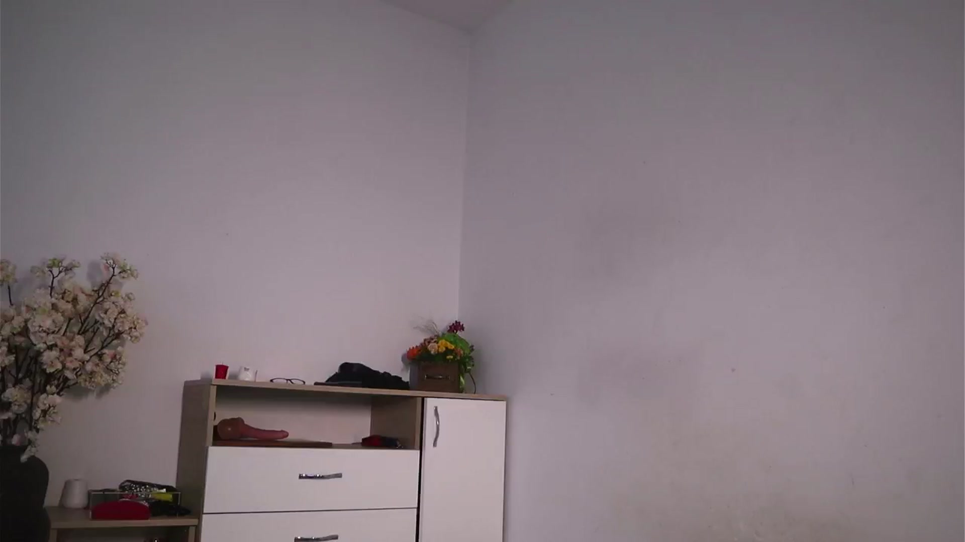 Gallery image thumbnail from MissLullu's myfreecams stream on, 09/27/2024, 13:01 image 17 of 20