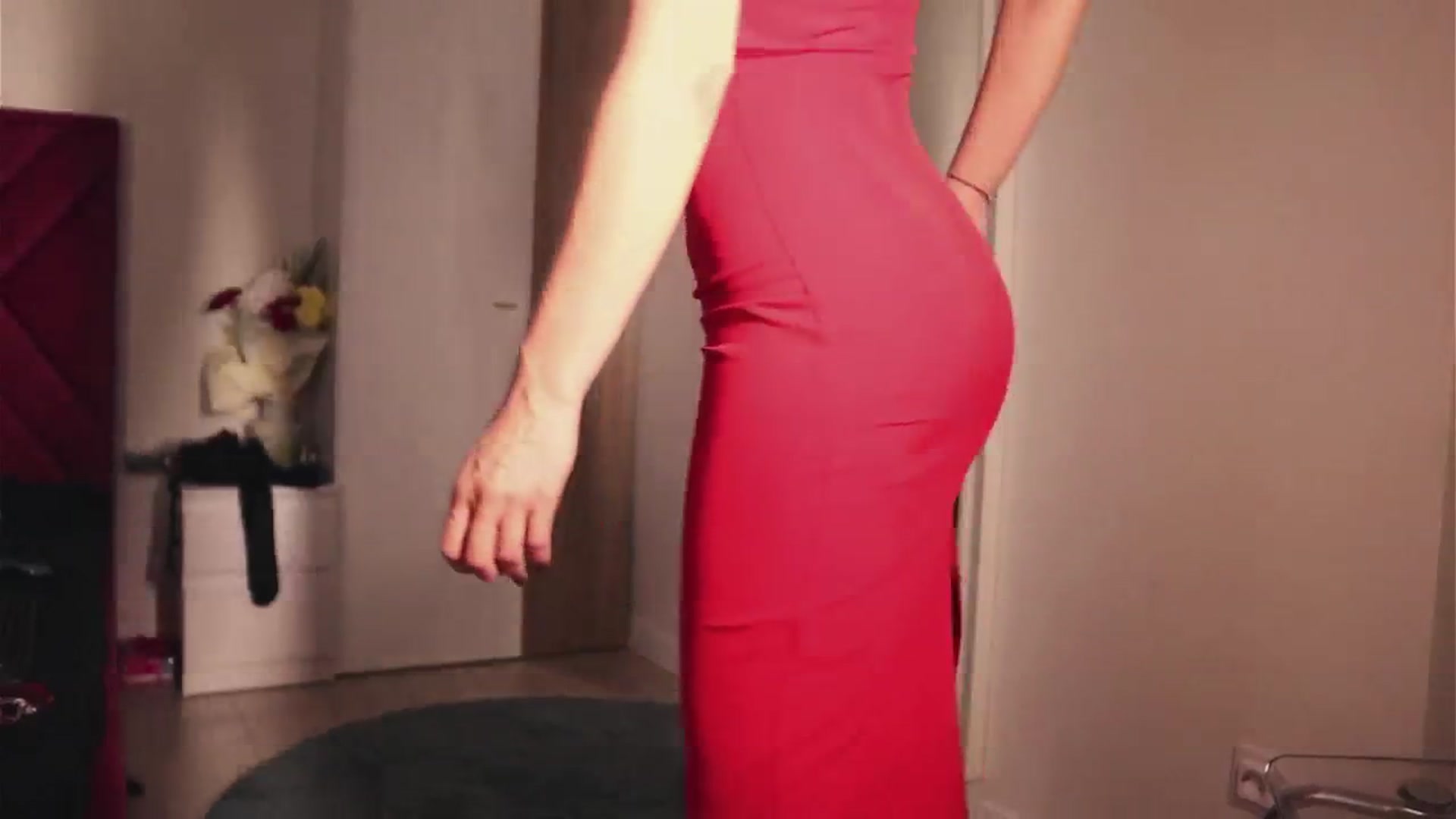 Gallery image thumbnail from MissLullu's myfreecams stream on, 10/22/2024, 13:37 image 16 of 20
