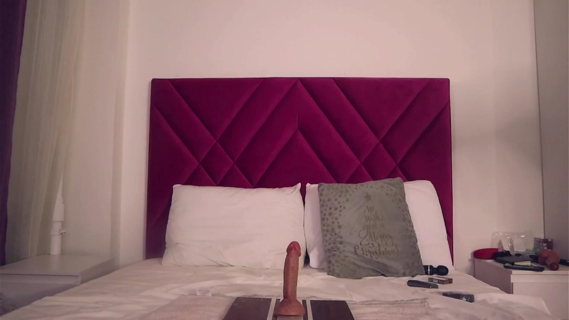 Gallery image thumbnail from MissLullu's myfreecams stream on, 12/03/2024, 14:57 image 5 of 20