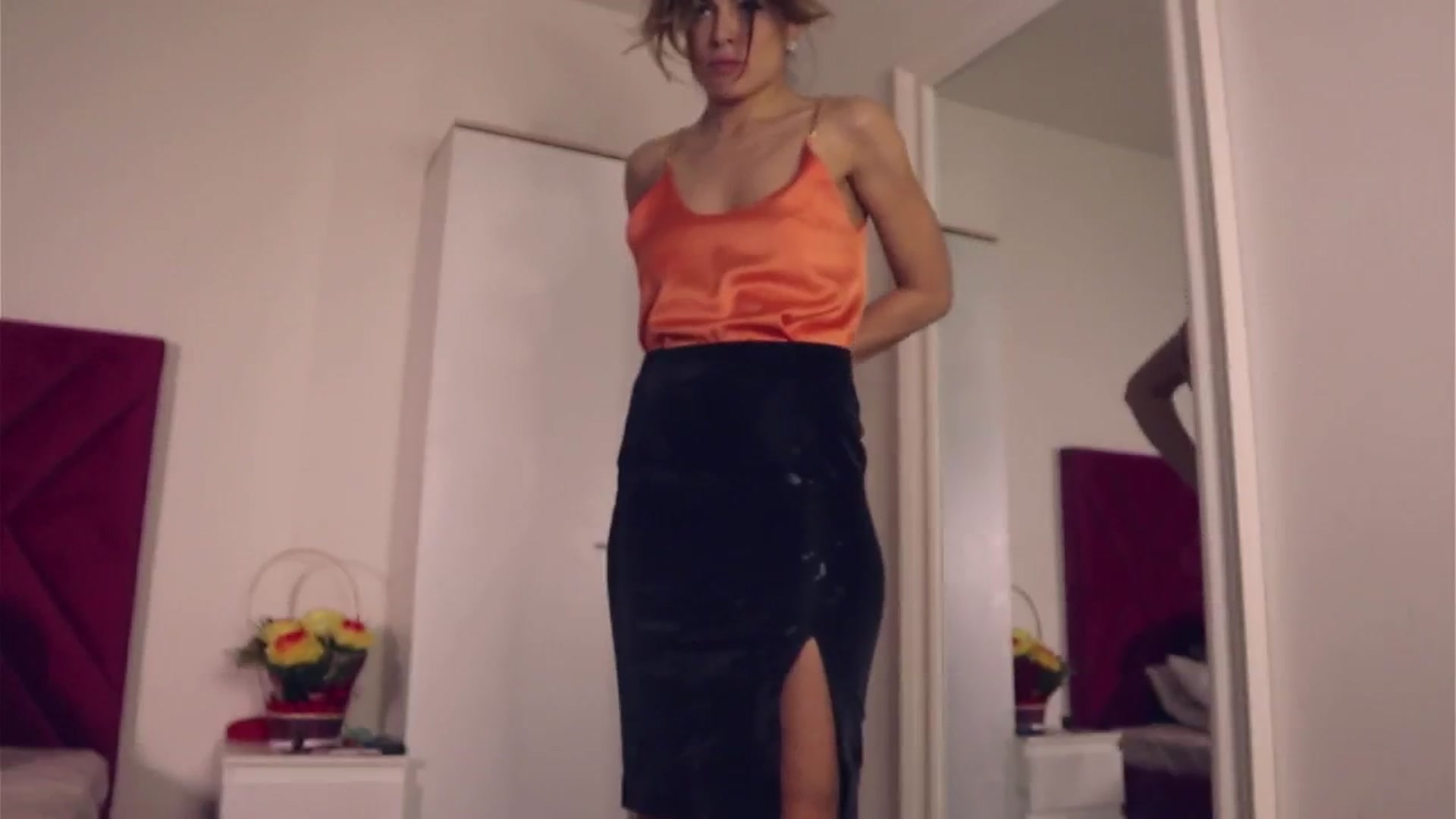 Gallery image thumbnail from MissLullu's myfreecams stream on, 12/06/2024, 13:46 image 16 of 20