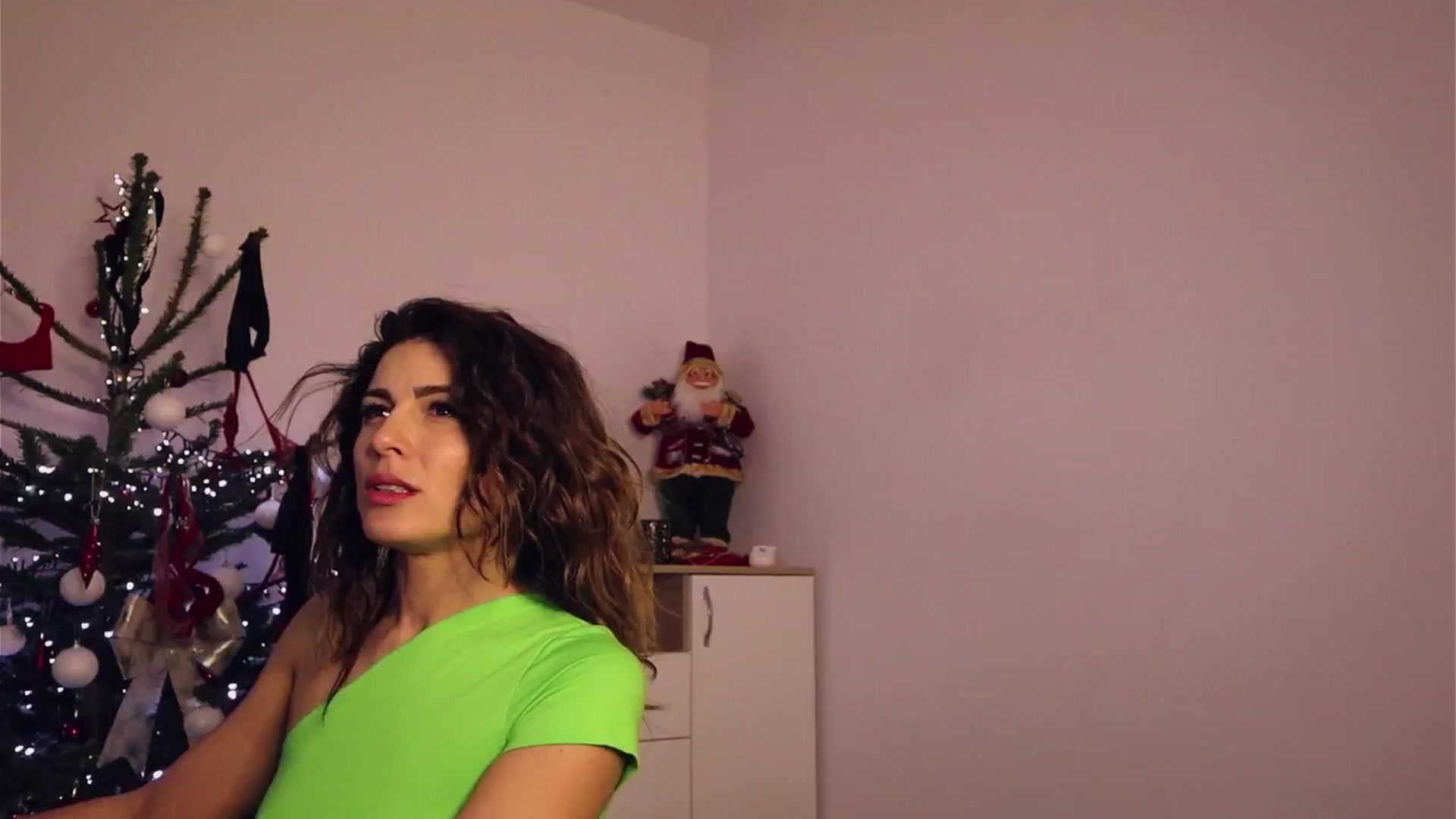 Gallery image thumbnail from MissLullu's myfreecams stream on, 12/23/2024, 17:56 image 8 of 20