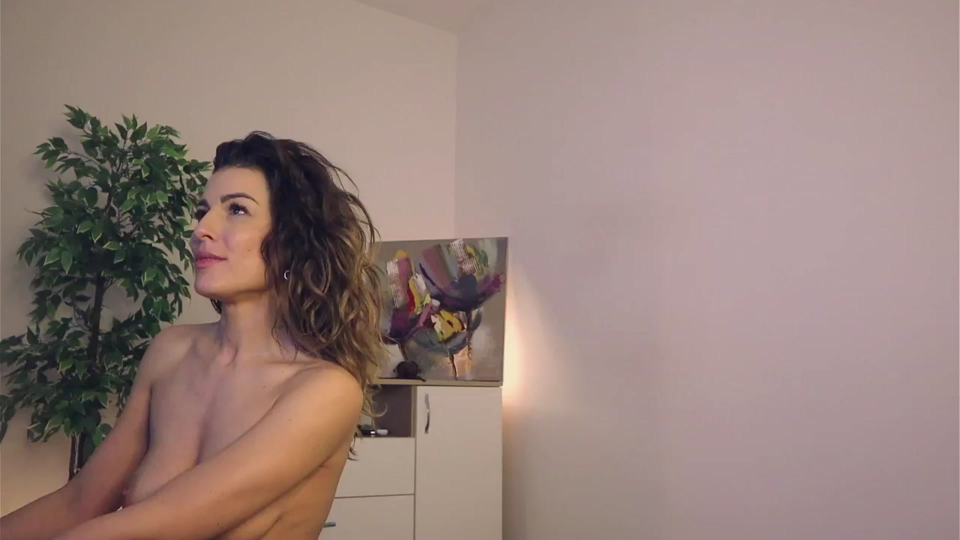 Gallery image thumbnail from MissLullu's myfreecams stream on, 02/13/2025, 14:44 image 19 of 20