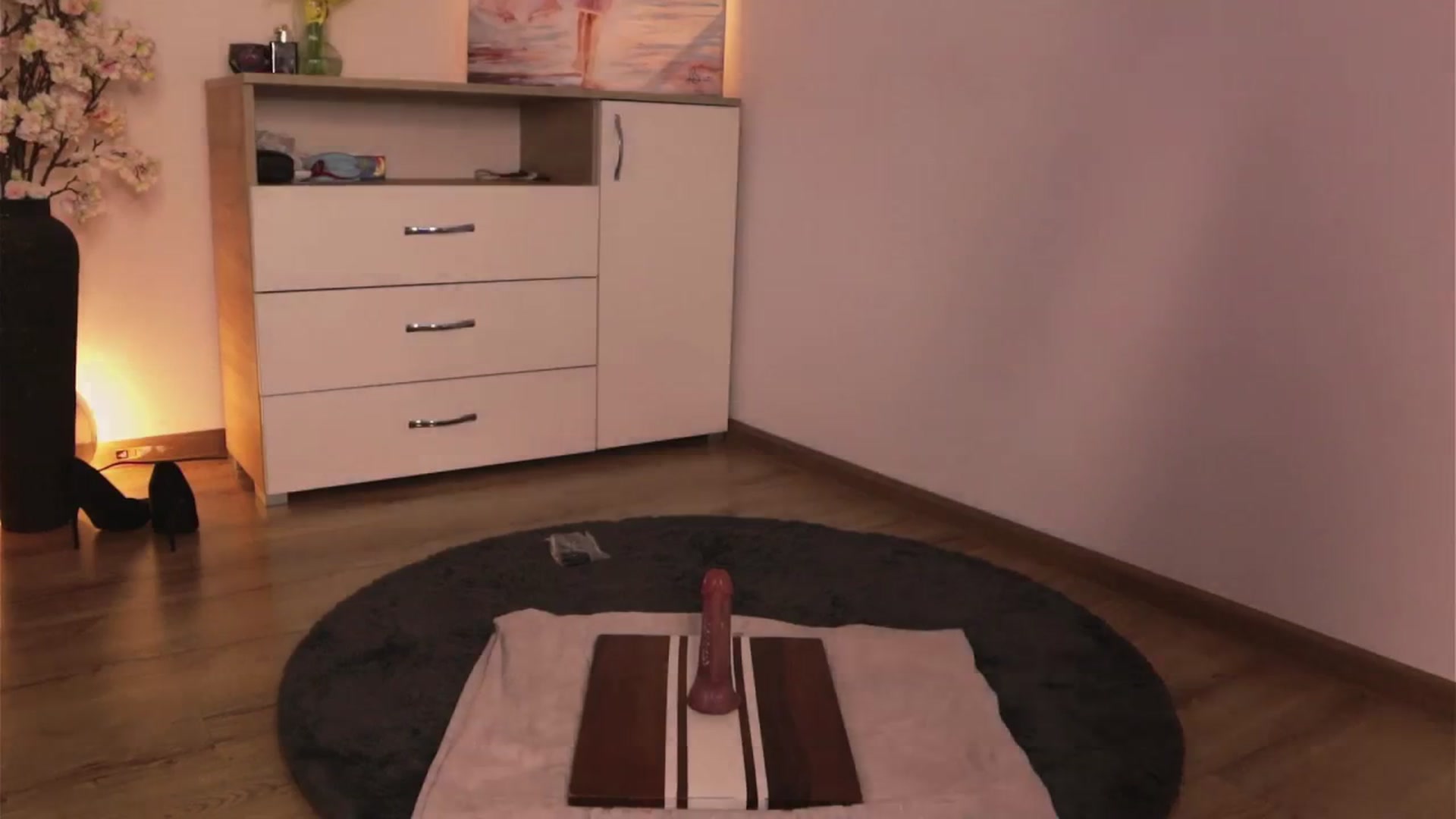 Gallery image thumbnail from MissLullu's myfreecams stream on, 03/13/2025, 14:00 image 14 of 20