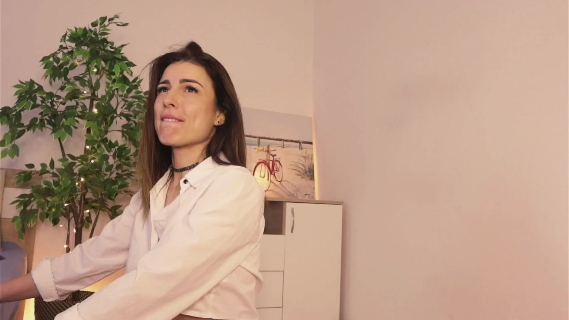 Gallery image thumbnail from MissLullu's myfreecams stream on, 03/15/2025, 13:04 image 14 of 20