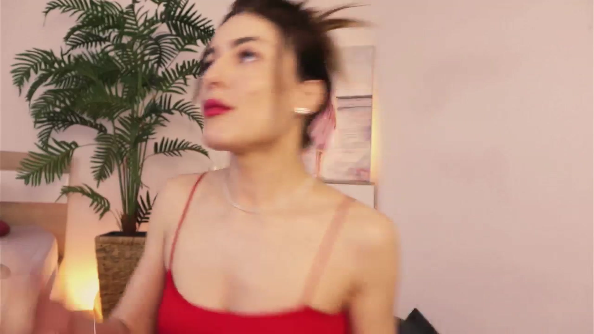 Gallery image thumbnail from MissLullu's myfreecams stream on, 04/09/2025, 10:08 image 18 of 20
