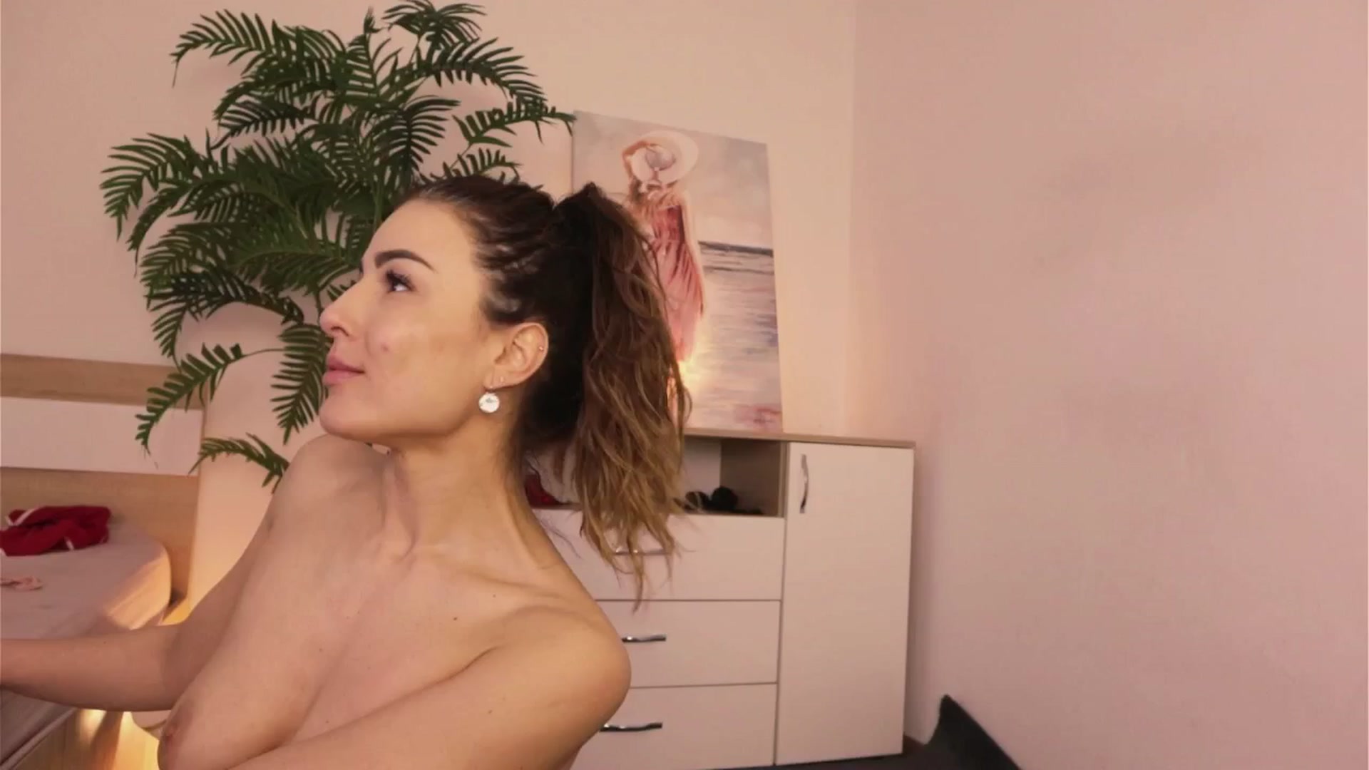 Gallery image thumbnail from MissLullu's myfreecams stream on, 04/11/2025, 13:16 image 2 of 20
