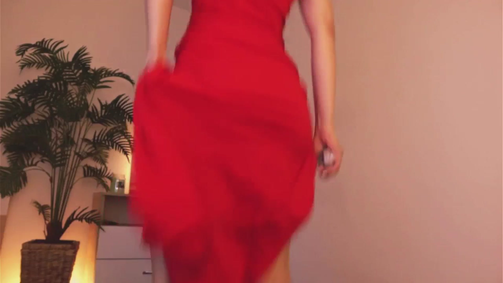 Gallery image thumbnail from MissLullu's myfreecams stream on, 04/15/2025, 12:40 image 2 of 20