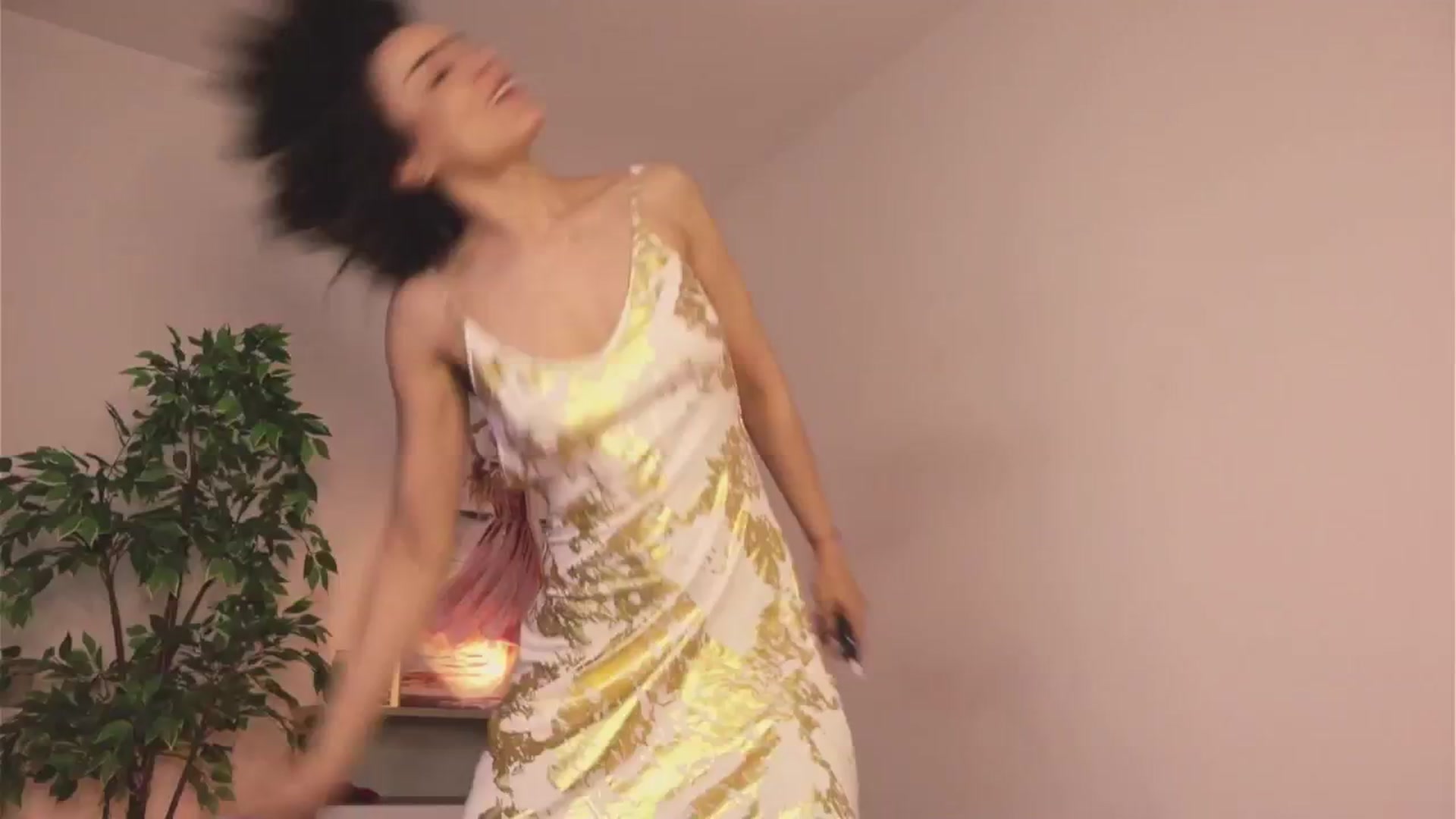 Gallery image thumbnail from MissLullu's myfreecams stream on, 04/23/2025, 10:07 image 3 of 20