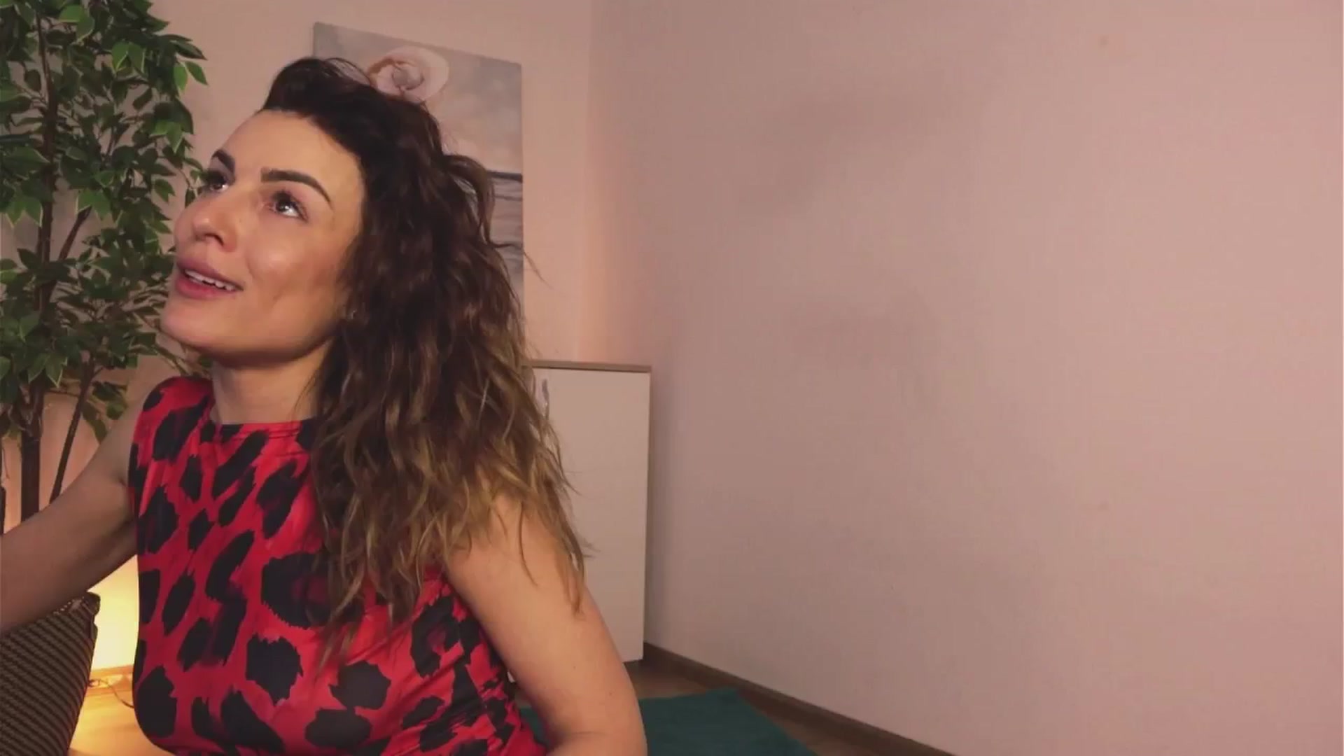 Gallery image thumbnail from MissLullu's myfreecams stream on, 04/23/2025, 11:53 image 18 of 20