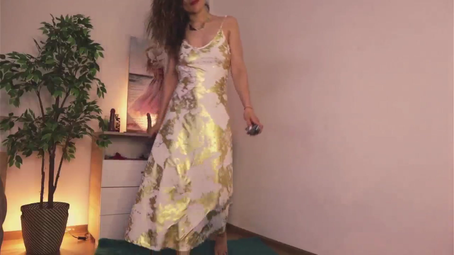 Gallery image thumbnail from MissLullu's myfreecams stream on, 04/24/2025, 13:27 image 16 of 20
