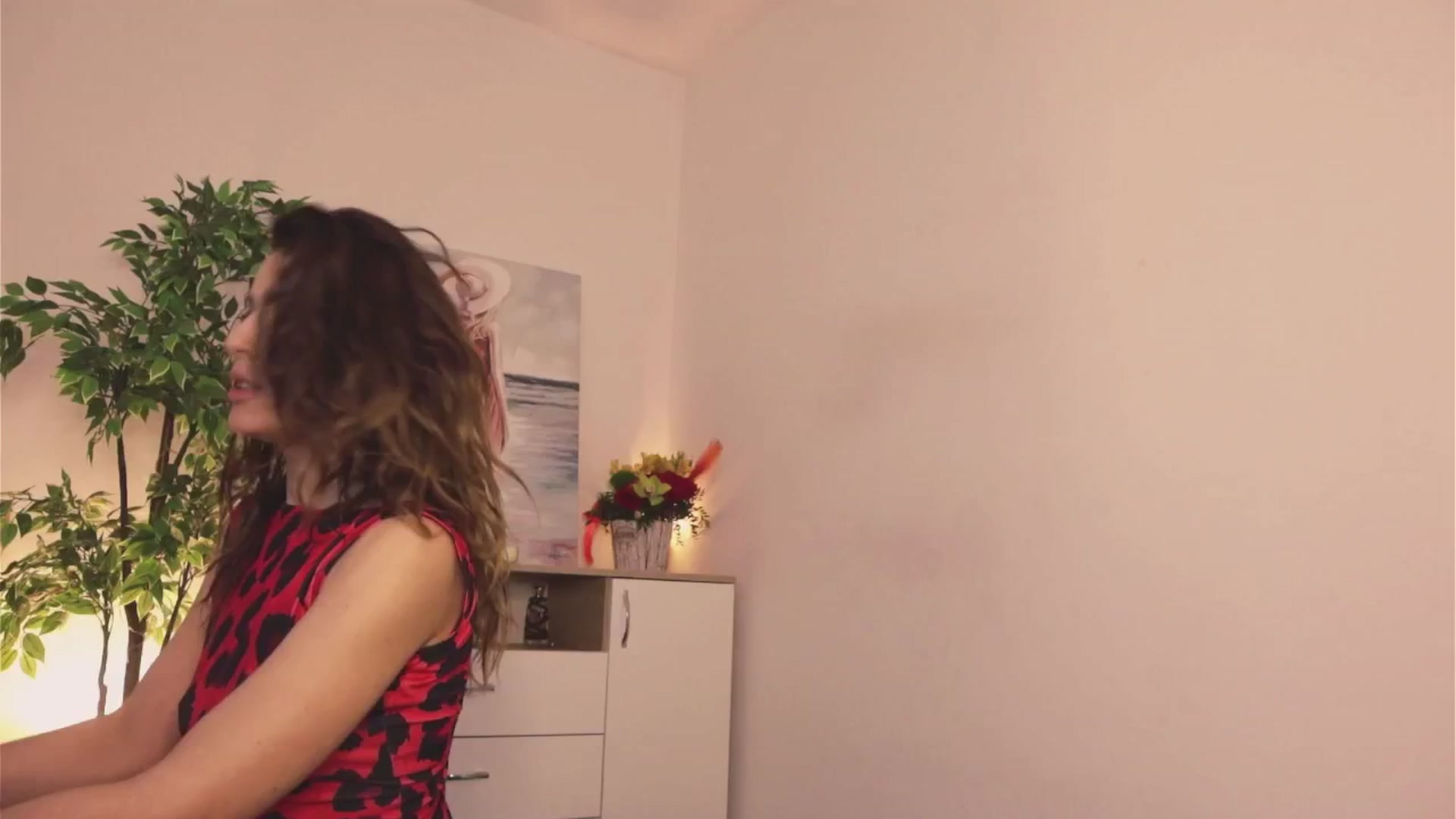 Gallery image thumbnail from MissLullu's myfreecams stream on, 05/03/2025, 07:47 image 2 of 20