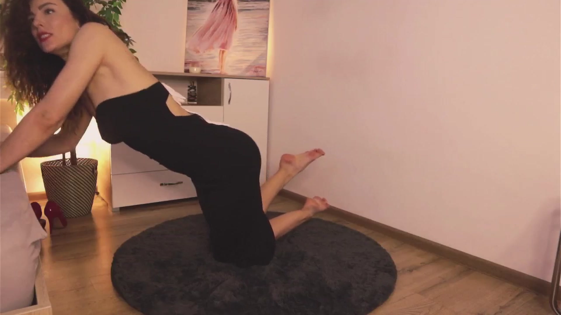 Gallery image thumbnail from MissLullu's myfreecams stream on, 05/09/2025, 07:47 image 9 of 20