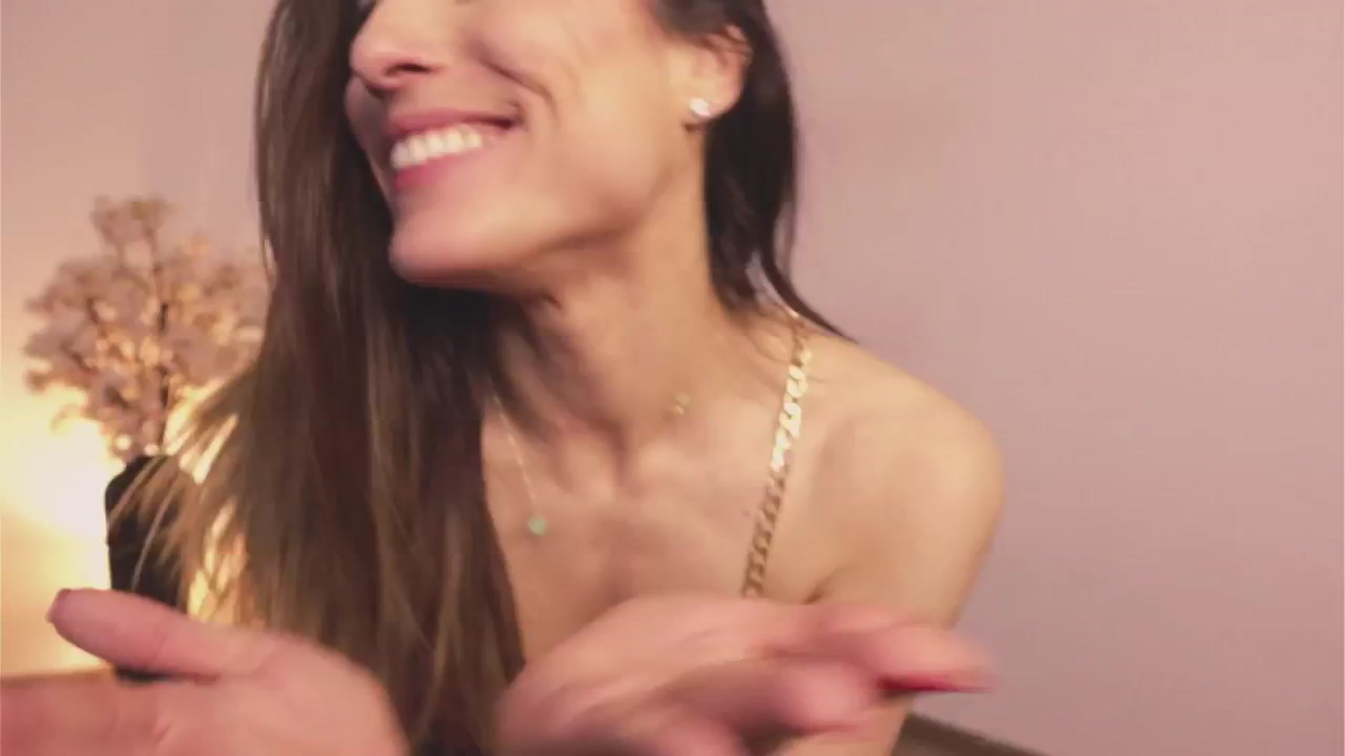 Gallery image thumbnail from MissLullu's myfreecams stream on, 05/19/2025, 12:13 image 6 of 20
