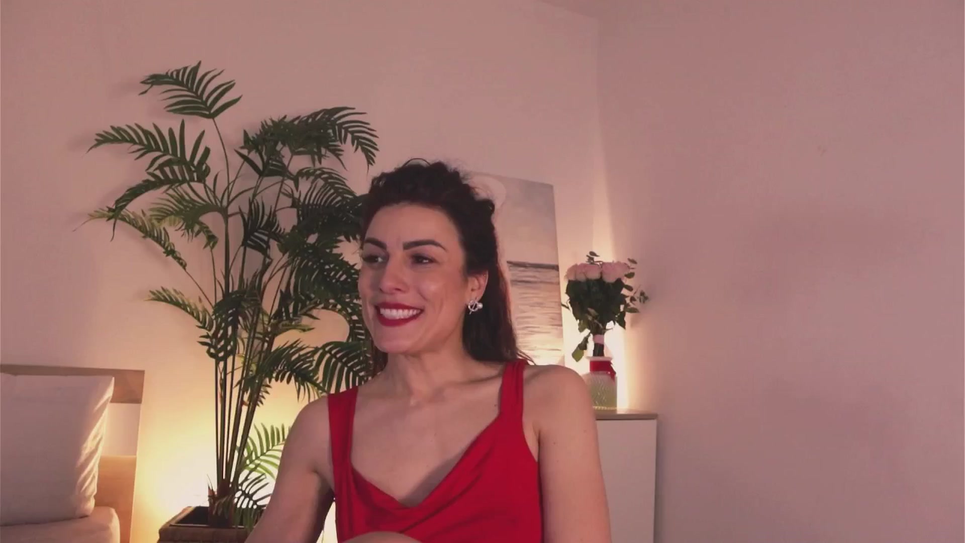 Gallery image thumbnail from MissLullu's myfreecams stream on, 05/25/2025, 14:58 image 6 of 20