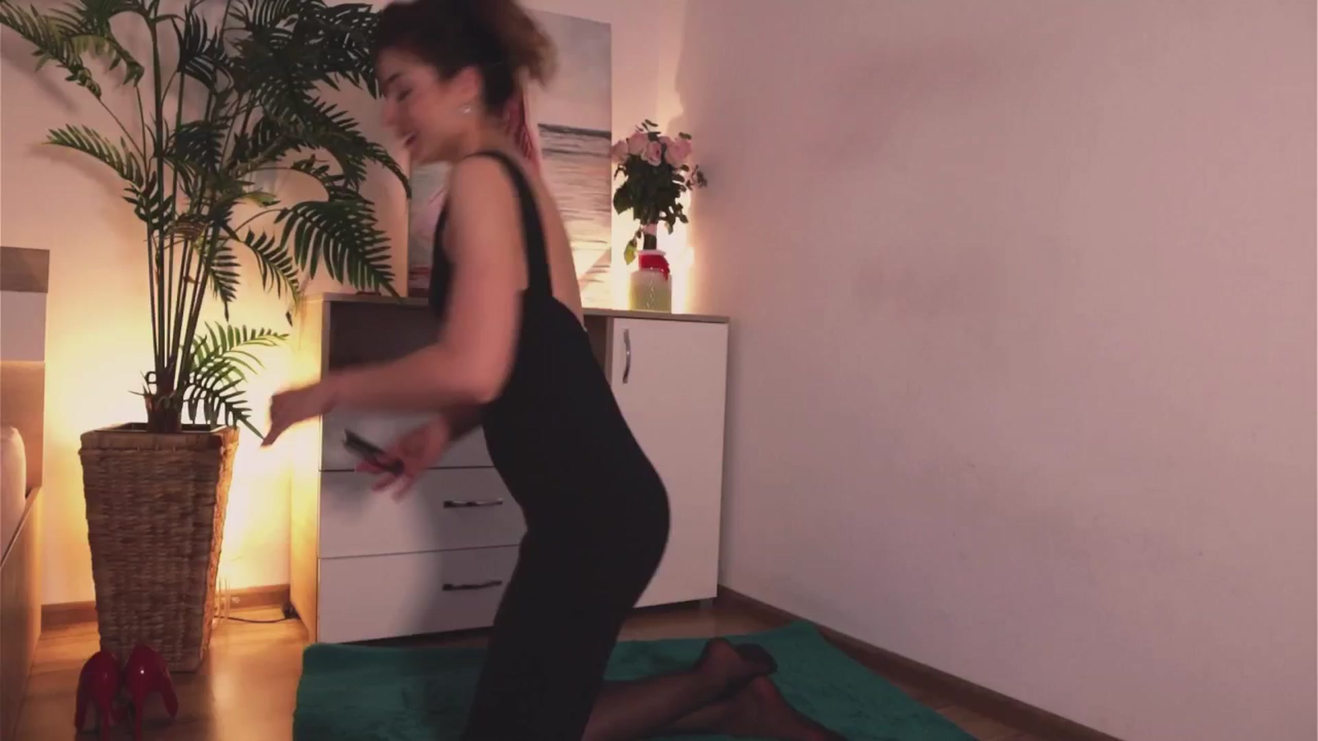 Gallery image thumbnail from MissLullu's myfreecams stream on, 05/29/2025, 13:41 image 5 of 20