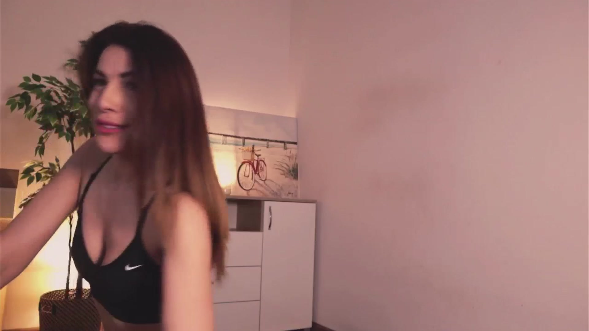Gallery image thumbnail from MissLullu's myfreecams stream on, 05/30/2025, 05:54 image 9 of 20