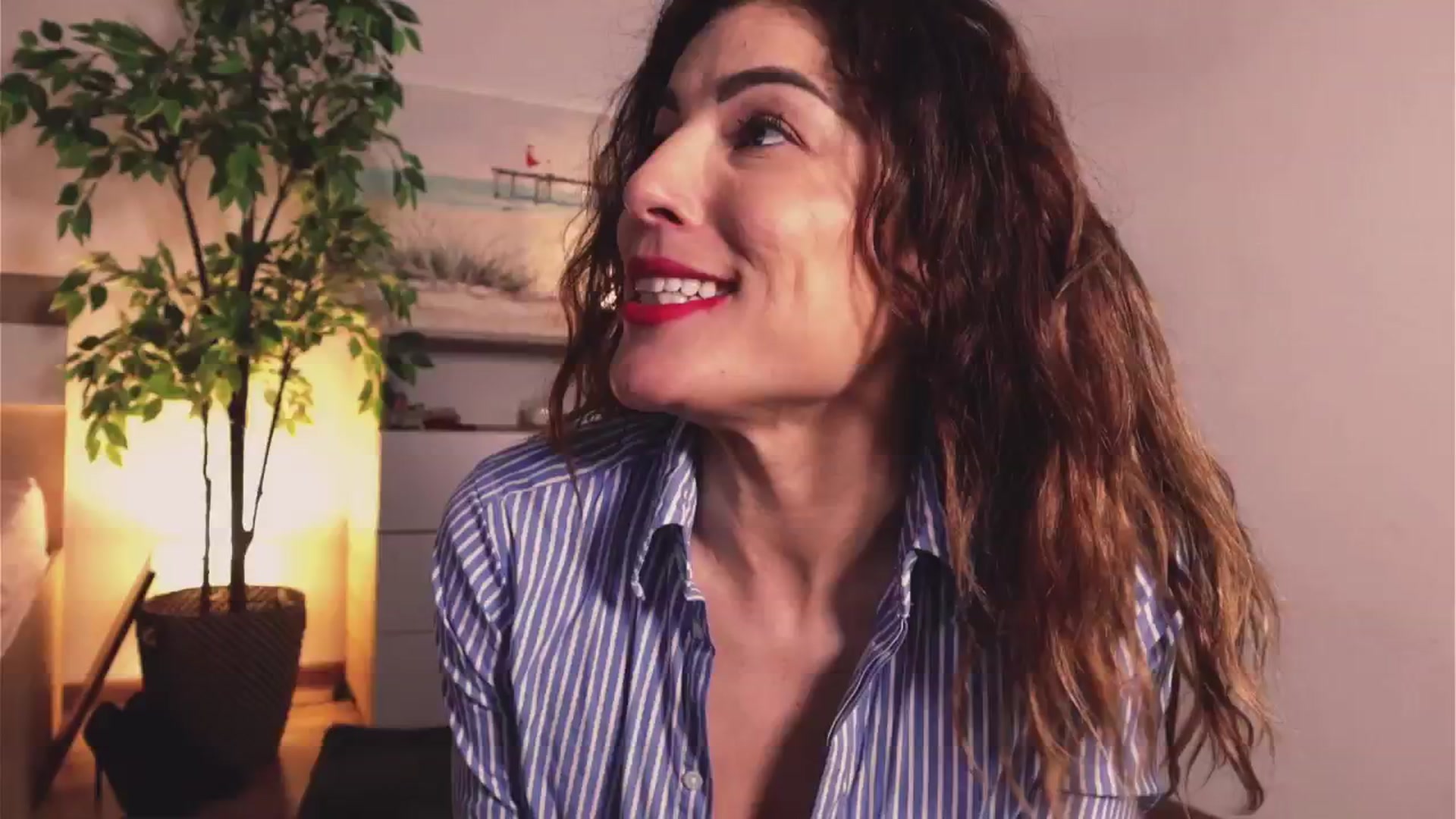 Gallery image thumbnail from MissLullu's myfreecams stream on, 06/01/2025, 09:39 image 16 of 20
