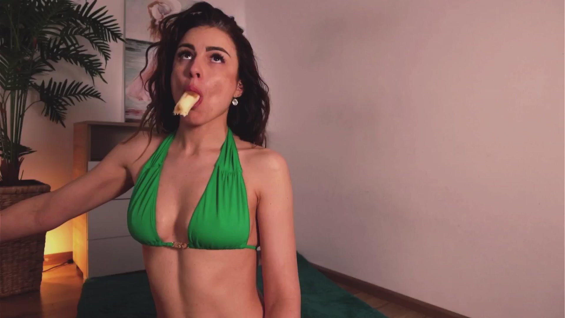 Gallery image thumbnail from MissLullu's myfreecams stream on, 06/12/2025, 09:42 image 15 of 20