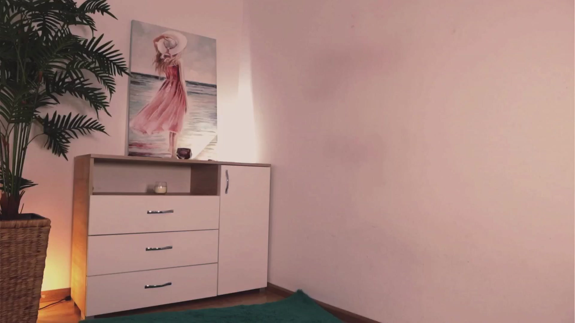 Gallery image thumbnail from MissLullu's myfreecams stream on, 06/12/2025, 09:42 image 12 of 20