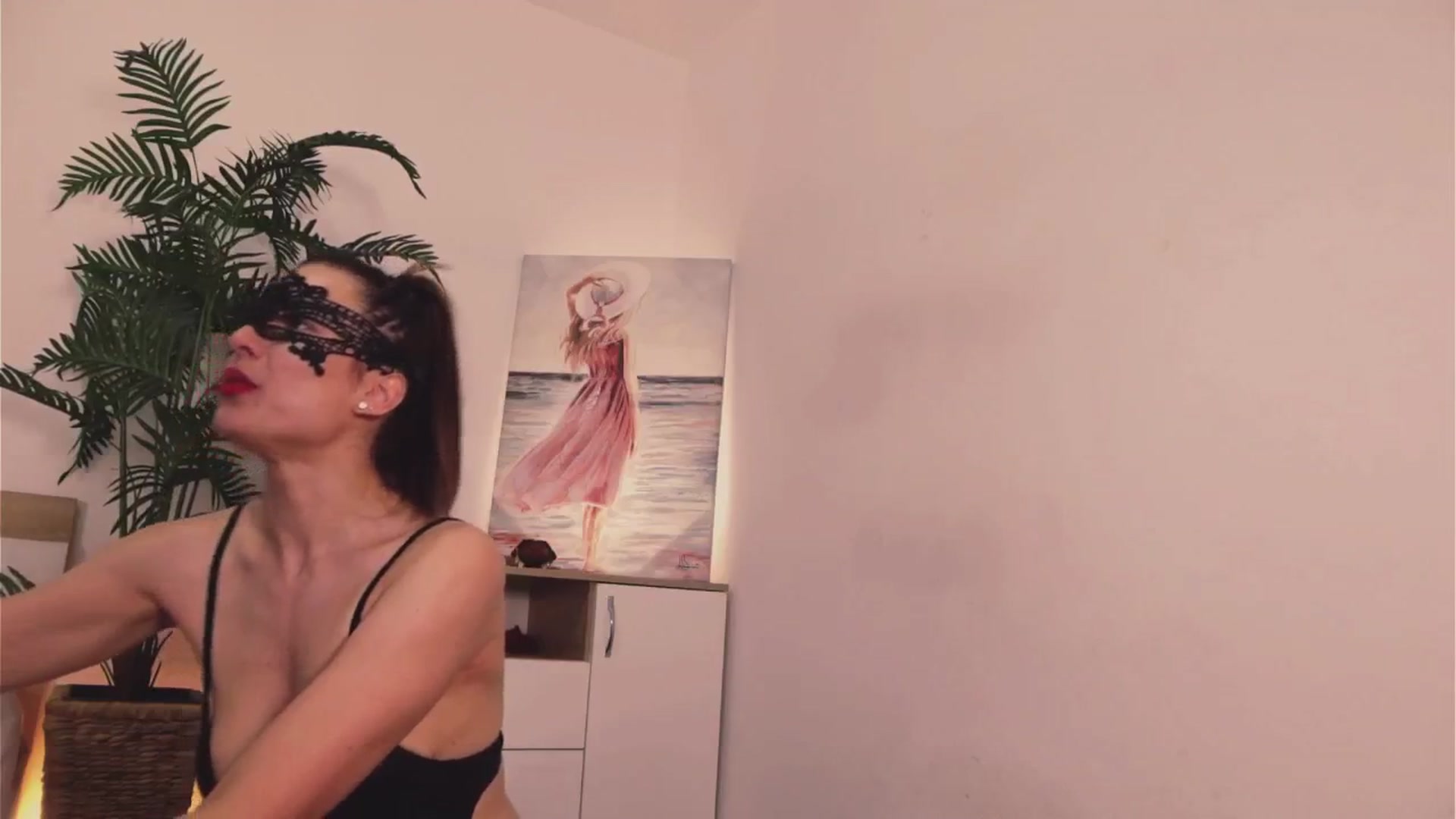 Gallery image thumbnail from MissLullu's myfreecams stream on, 07/25/2025, 11:47 image 8 of 20