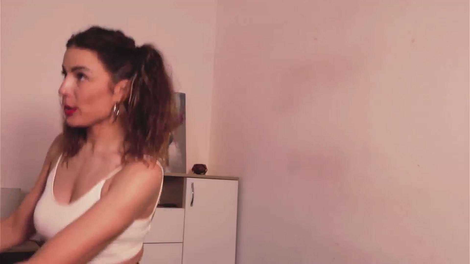 Gallery image thumbnail from MissLullu's myfreecams stream on, 07/31/2025, 12:24 image 6 of 20
