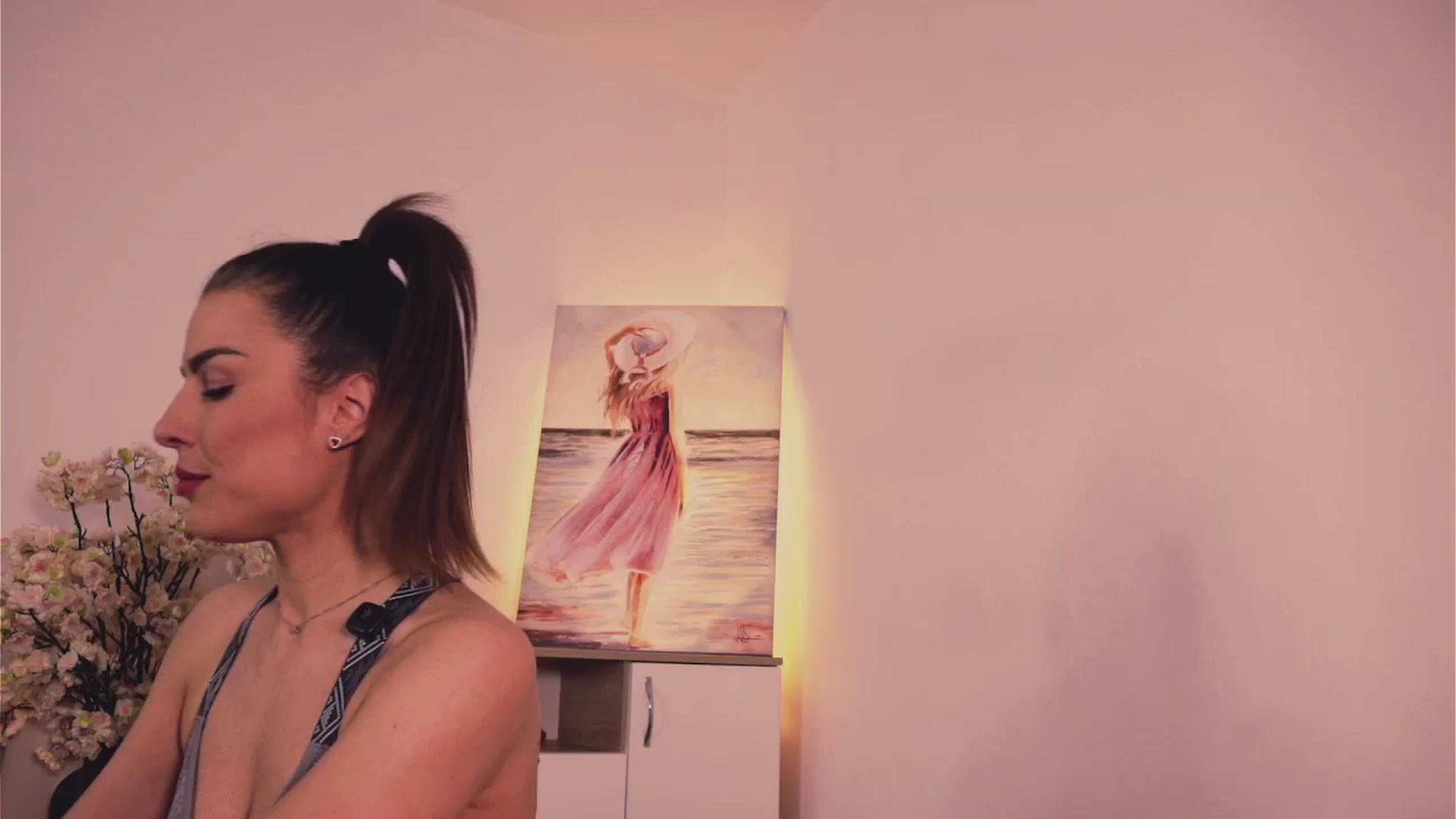 Gallery image thumbnail from MissLullu's myfreecams stream on, 11/22/2025, 15:38 image 6 of 20