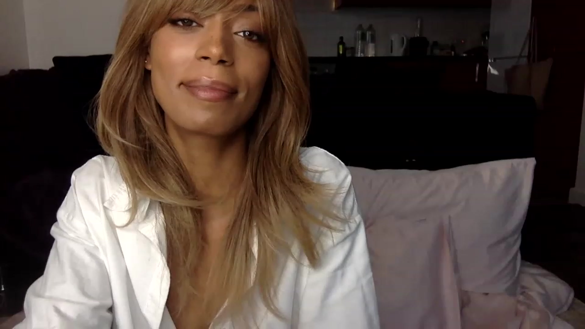 Gallery image thumbnail from MissLuna22's myfreecams stream on, 12/12/2022, 13:58 image 20 of 20