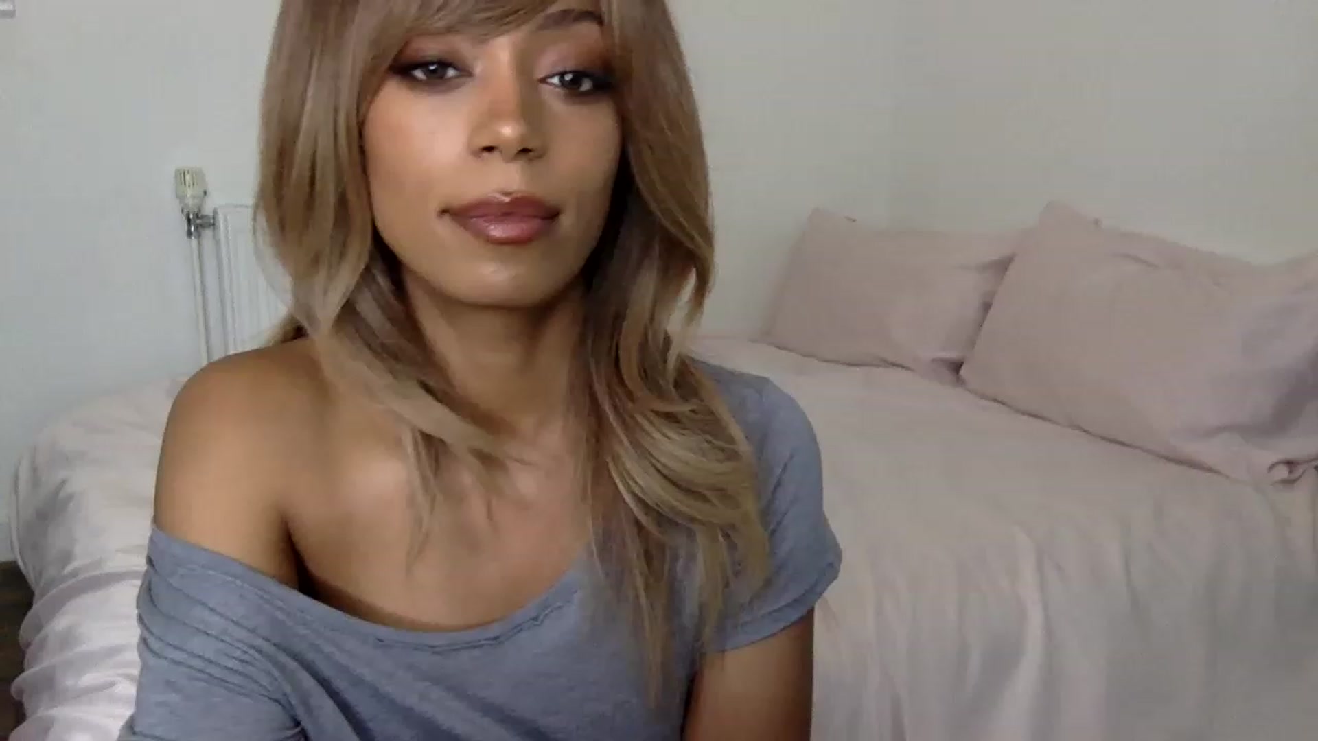 Gallery image thumbnail from MissLuna22's myfreecams stream on, 05/24/2023, 11:27 image 9 of 20