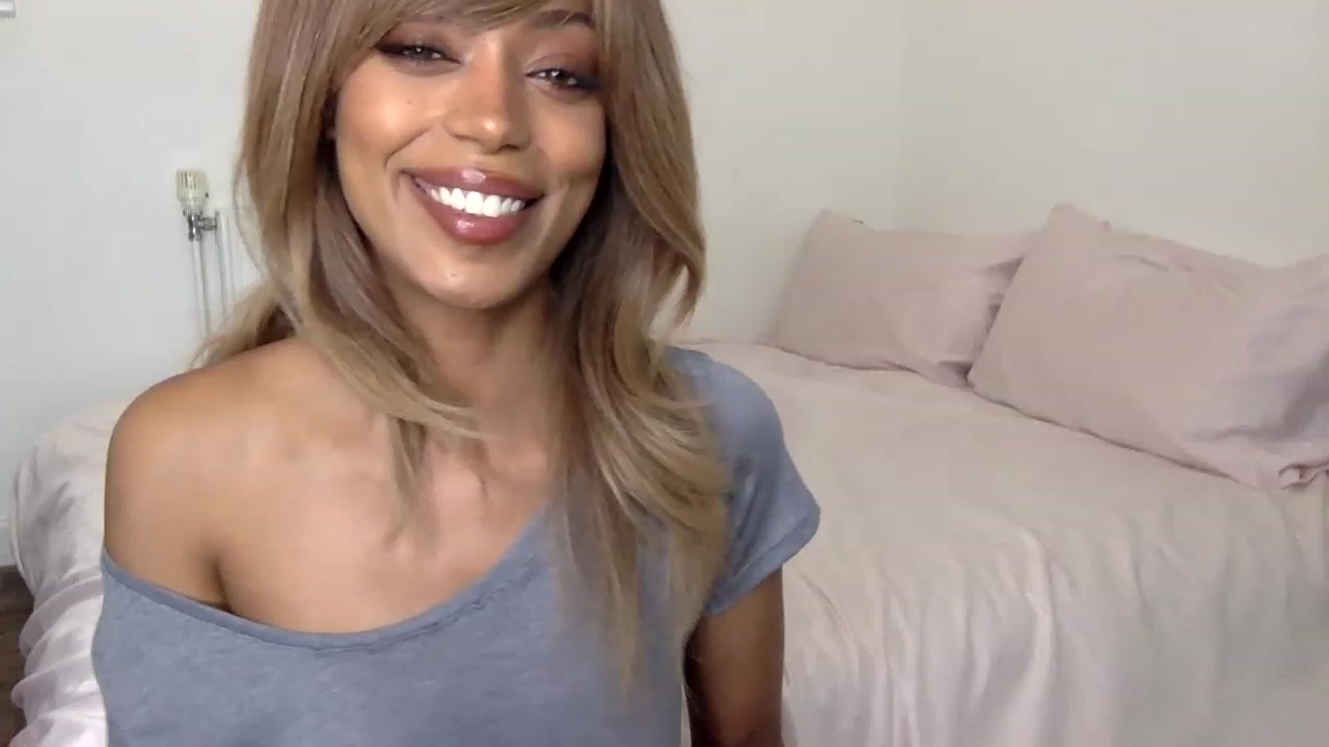 Gallery image thumbnail from MissLuna22's myfreecams stream on, 05/24/2023, 11:27 image 13 of 20