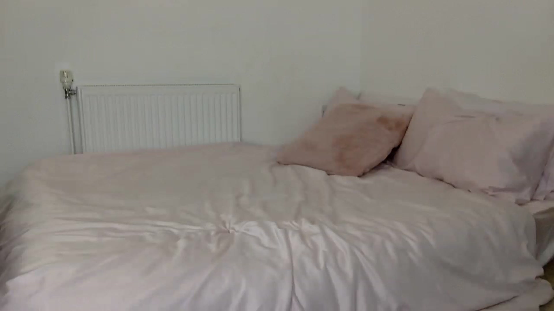 Gallery image thumbnail from MissLuna22's myfreecams stream on, 05/26/2023, 11:23 image 9 of 20