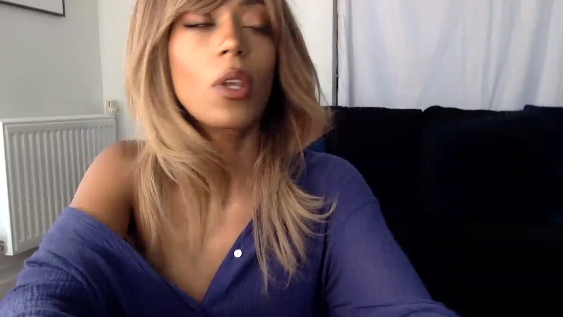 Gallery image thumbnail from MissLuna22's myfreecams stream on, 06/13/2023, 11:29 image 11 of 20
