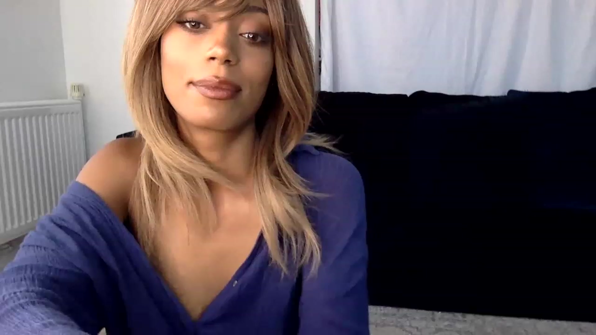 Gallery image thumbnail from MissLuna22's myfreecams stream on, 06/13/2023, 13:04 image 13 of 20